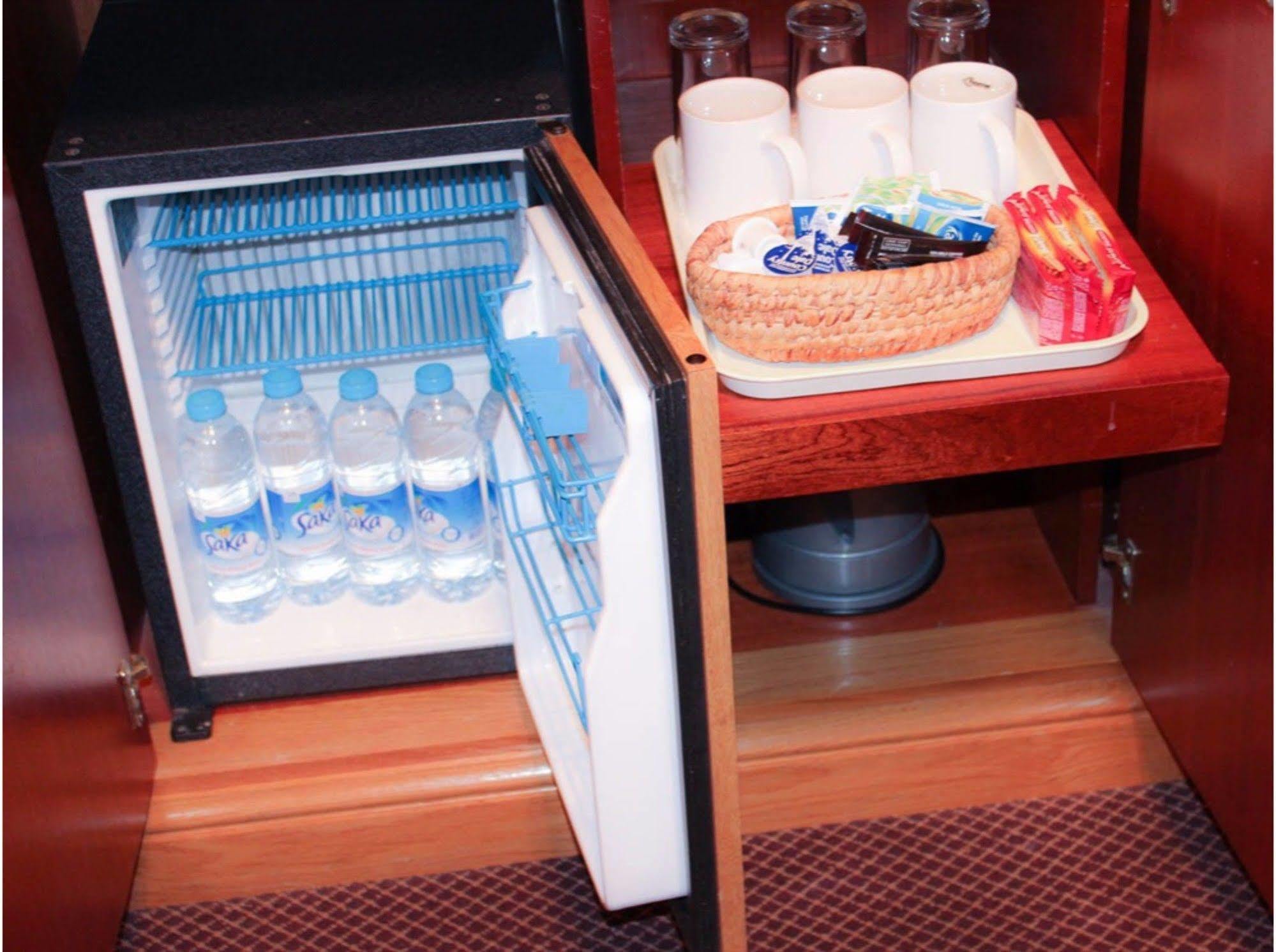 Lampton Guest House Hounslow Bagian luar foto